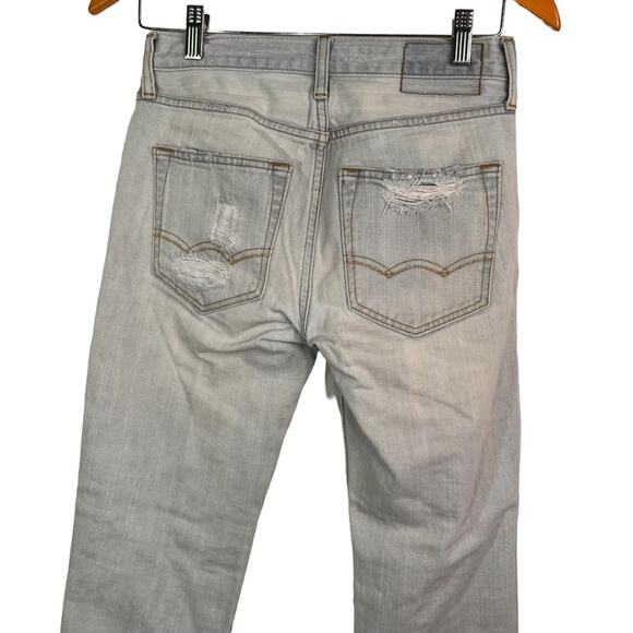 American Eagle Outfitters Straight Light Wash Distressed Jeans 26 - Picture 5 of 12